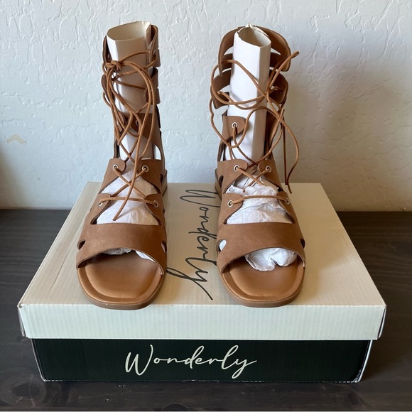 Wonderly Women’s Tan Gladiator Sandals Size 8 - Picture 1 of 7